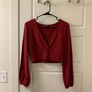 Maroon long sleeve crop top